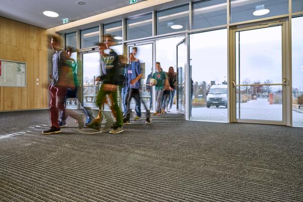 SCHOOL, COLLEGE & UNIVERSITY ENTRANCE MATTING: Our Entrance Matting Systems keep pupils, teachers and visitors safe from slips and trips.